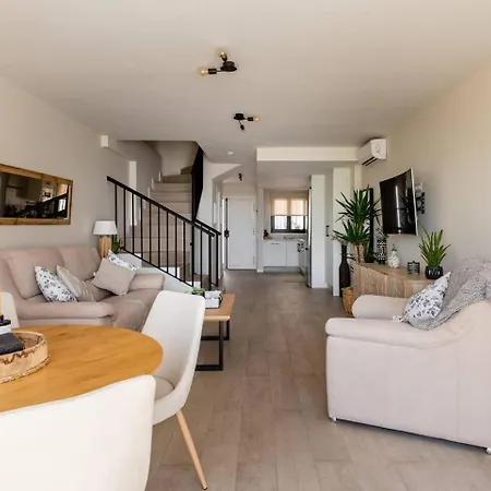 Duplex With Sunny Terrace Located In Pueblo * ميخاس