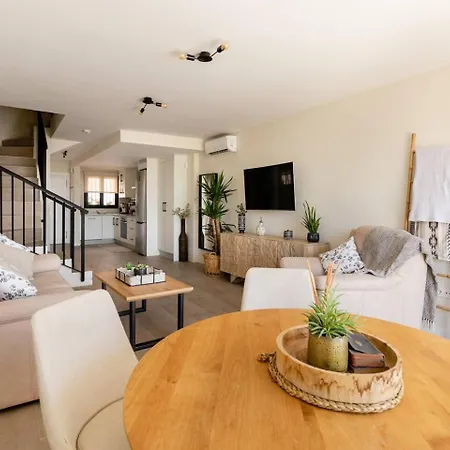 Duplex With Sunny Terrace Located In Pueblo Holiday home