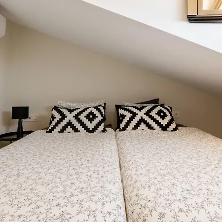 Duplex With Sunny Terrace Located In Pueblo